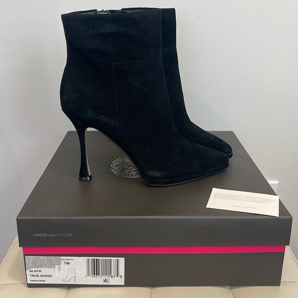 Vince Camuto Women's Pitonnda Stiletto Heel Dress Bootie Ankle Boot size 7 New